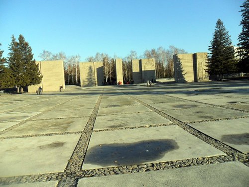 Необычные Памятники Новосибирска Фото И Описание